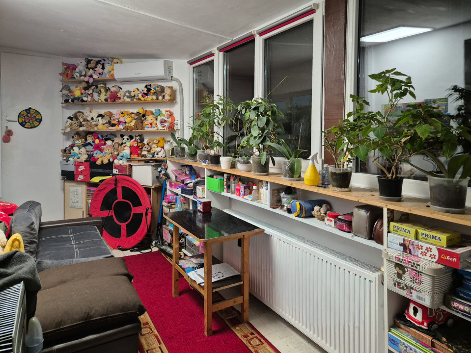 Apartament 2 camere, decomandat, 57mp + terasa 12mp/ zona Eroilor