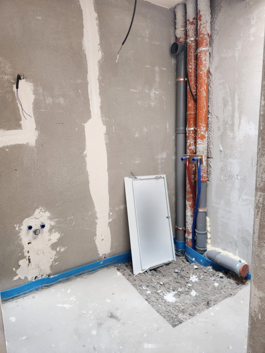 Casa tip cvatruplex,4 camere, mp teren, Zona Terra