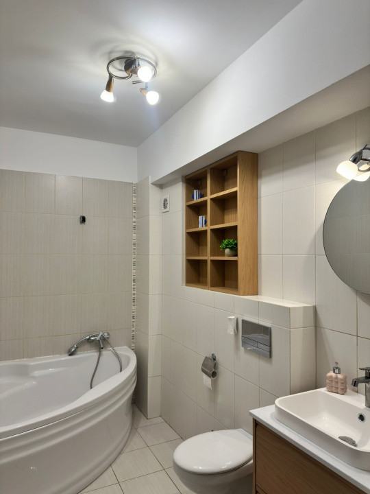 Apartament 2 camere,decomandat, 60 mp,terasa si gradina 30 mp