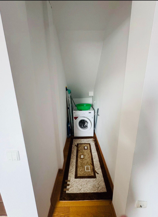 Apartament 3 camere , zona Porii