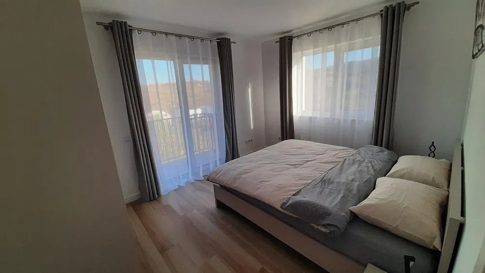 Apartament cu 3 camere, 85 mp, zona Borhanci