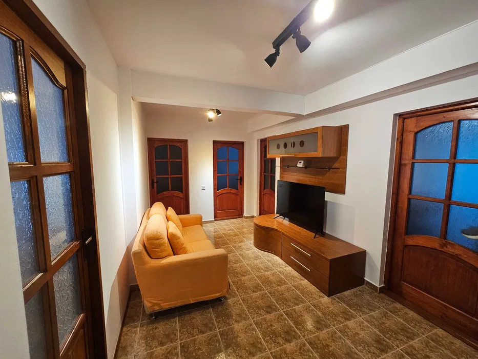 Apartament cu 4 camere, 100 mp, zona Zorilor