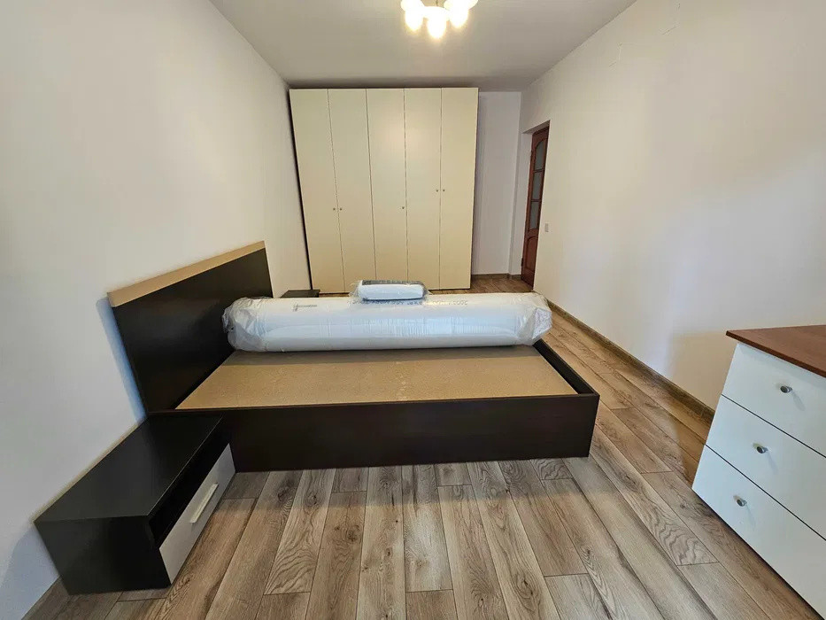 Apartament cu 4 camere, 100 mp, zona Zorilor