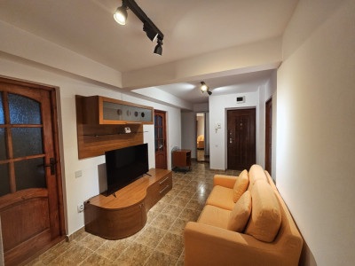 Apartament cu 4 camere, 100 mp, zona Zorilor