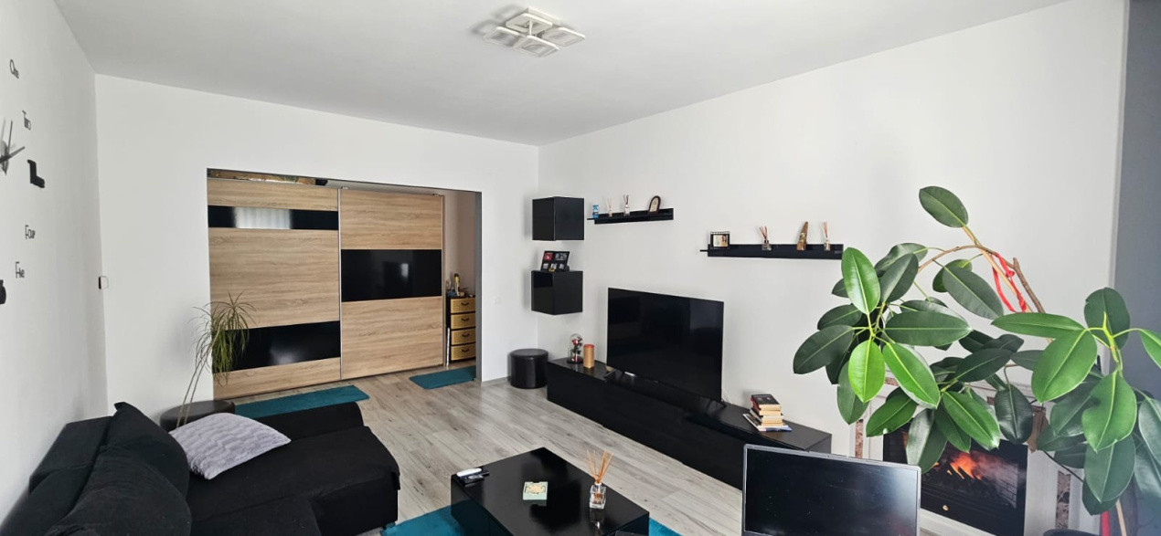 Apartament de 3 camere, 54.81 mp utili, mobilat/utilat, Roata Faget