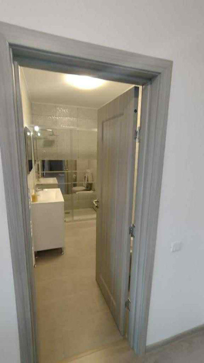 Apartmanet cu 3 camere,2 bai,parcare subterana zona Ioan Rus