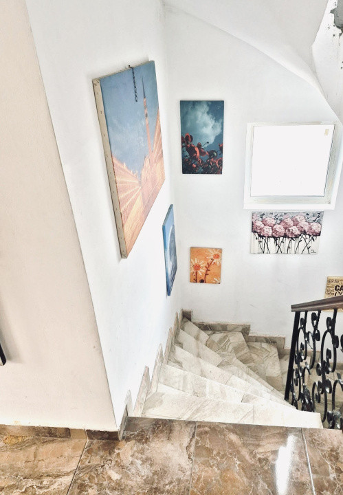 Casa tip duplex in zona Vivo ,187 mp utili 