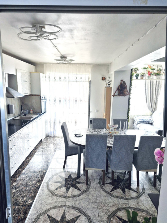 Casa tip duplex in zona Vivo ,187 mp utili 