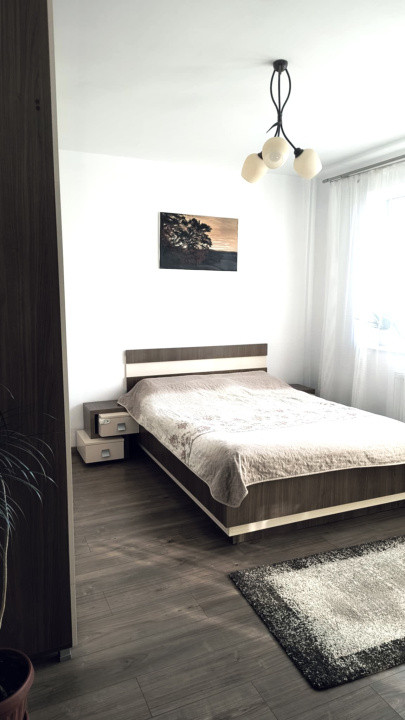 Apartament 67 mp utili,zona Tineretului,2 balcoane,et intermediar