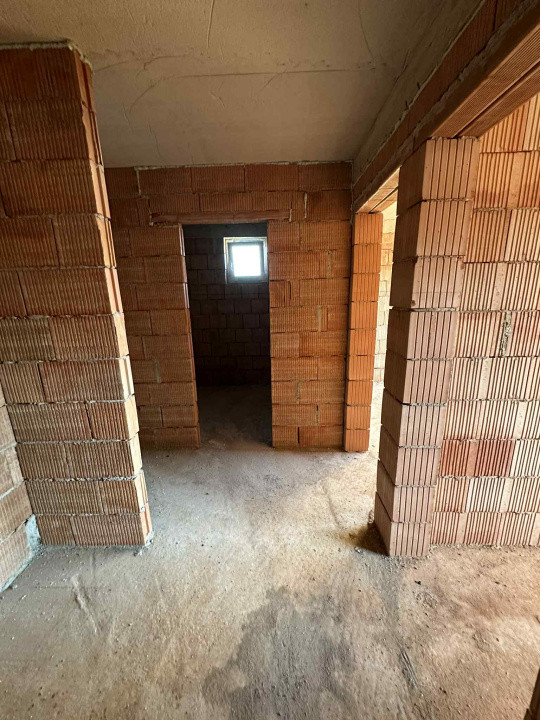 Casa moderna tip duplex,140 mp utili,zona centrala Gilau,tva inclus 