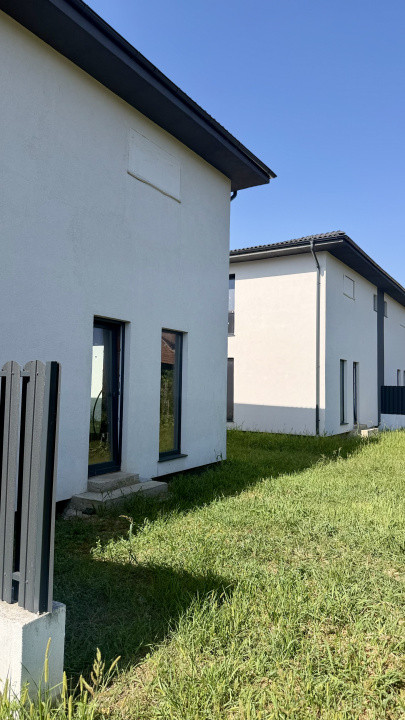 Casa de 140 mp utili,zona centrala Gilau,tva inclus 