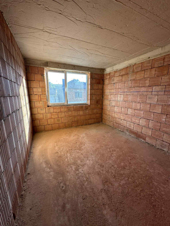 Casa de 140 mp utili,zona centrala Gilau,tva inclus 