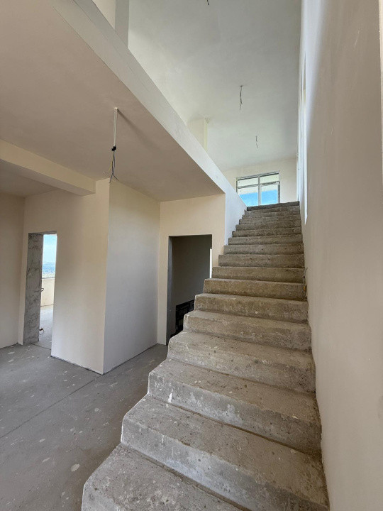 Casa idividuala 282 mp utili, zona Wonderland