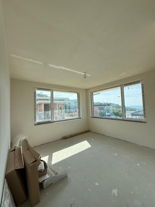 Casa idividuala 282 mp utili, zona Wonderland