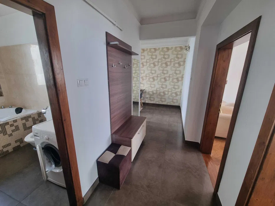 Apartament cu 2 camere decomandate,64mp,parcare, zona Marasti