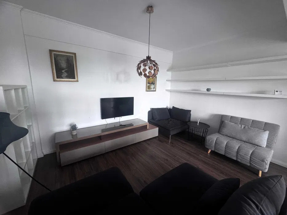 Apartamengt cu 2 camere,80mp, zona Europa