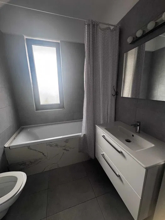 Apartamengt cu 2 camere,80mp, zona Europa