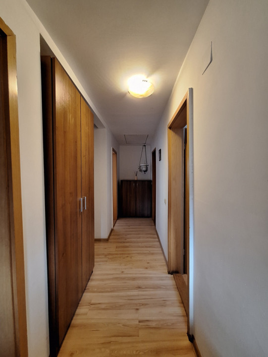 Triplex cu 4 camere, 100 mp, parcare, zona Avram Iancu