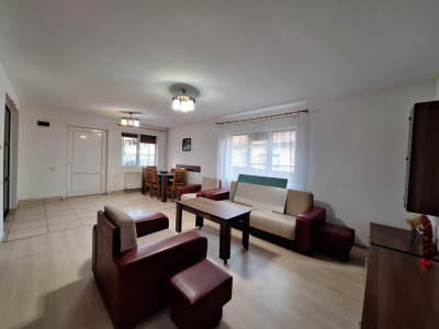 Triplex cu 4 camere, 100 mp, parcare, zona Avram Iancu