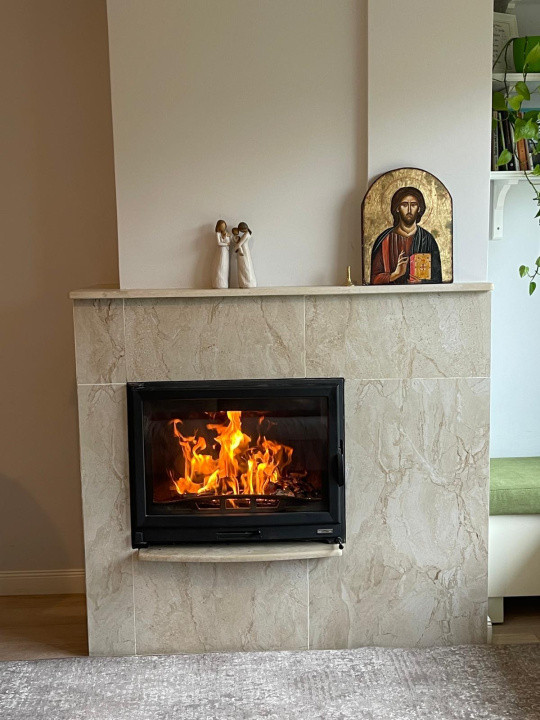 Duplex 4 camere Ultra Lux 120 mp utili, teren 275 mp, 2 parcări, zona Vivo