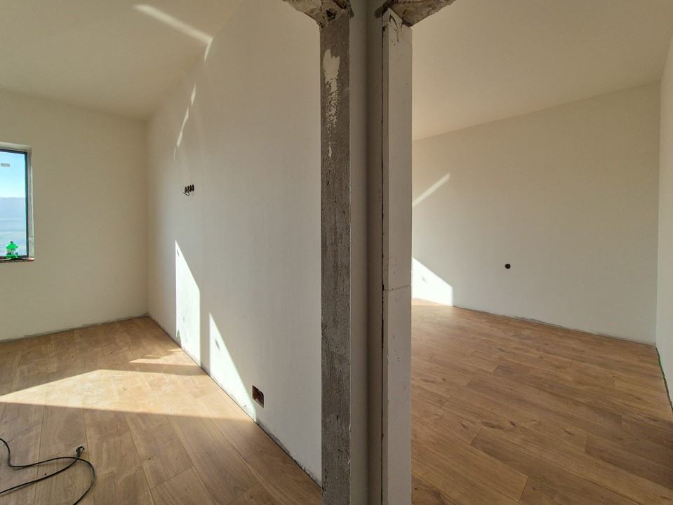 Casa tip duplex FINISATA, teren 400mp - la intrare in comuna Chinteni