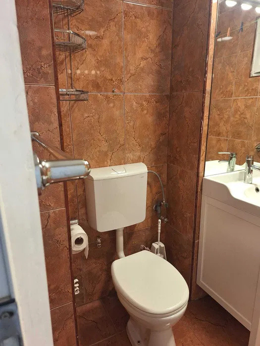 Apartament 4 camere, 95 mp, parcare, zona Piata Zorilor
