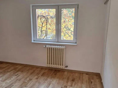 Apartament cu 4 camere,95mp,parcare, zona Zorilor