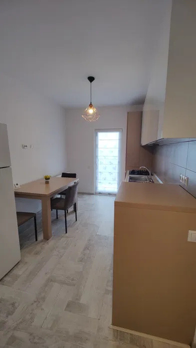 Apartament cu 2 camere,56mp,parcare, zona Zorilor