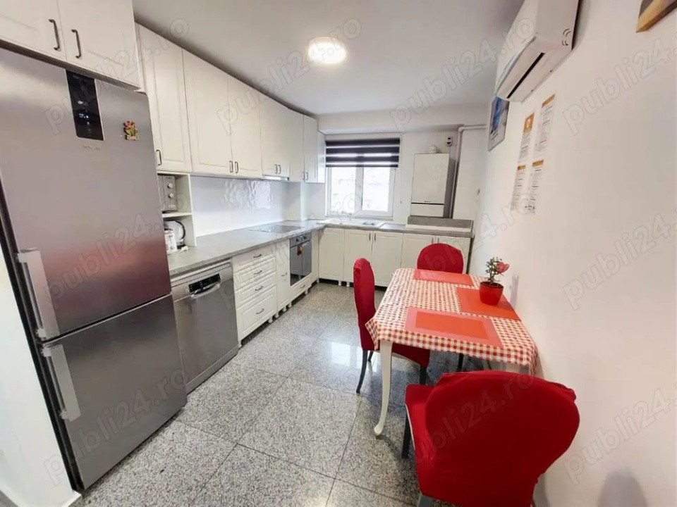 Apartament cu 3 camere, parcare, zona Gheorgheni/Iulius Mall