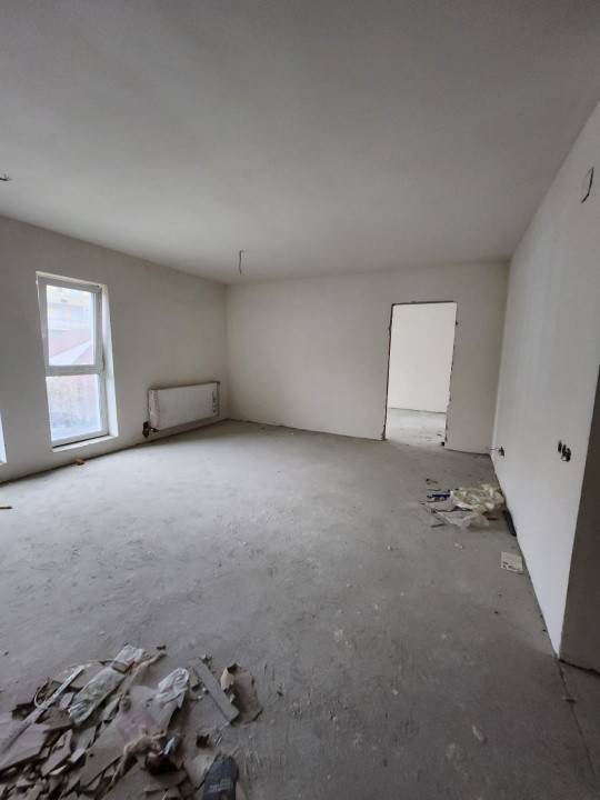 Apartament cu 3 camere,66 mp, semifinisat, balcon, zona Eroilor