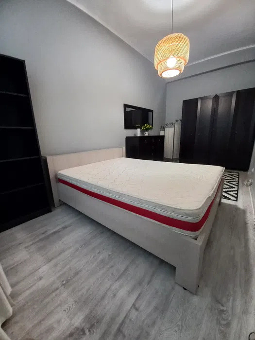 Apartament cu 2 camere, 50 mp, zona Podul Traian