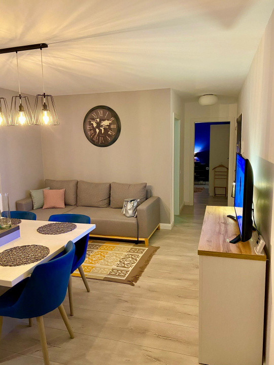 Apartament la cheie  în zona Vivo,3 camere 