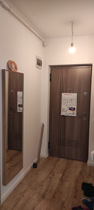 Apartament cu 3 camere, 83 mp, balcon, zona Parcului Poligon