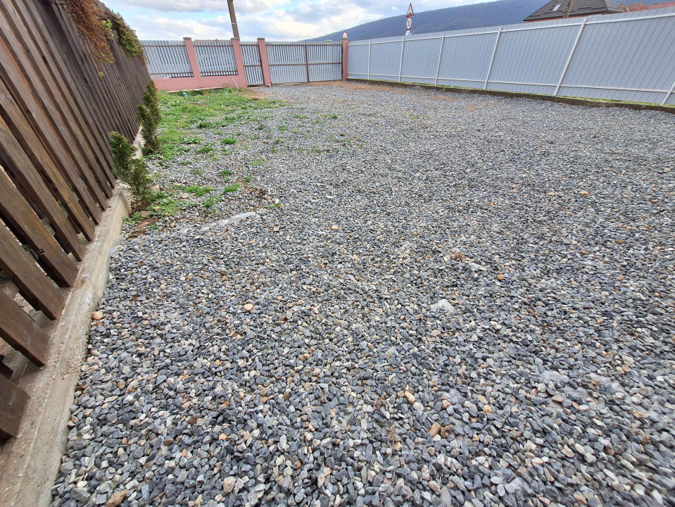 Casa individuala, 5 camere, teren 500 mp, zona centrala Gilau