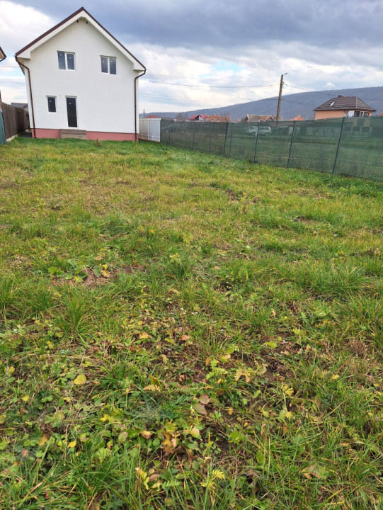 Casa individuala, 5 camere, teren 500 mp, zona centrala Gilau