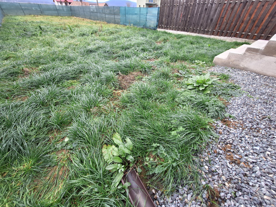 Casa individuala, 5 camere, teren 500 mp, zona centrala Gilau