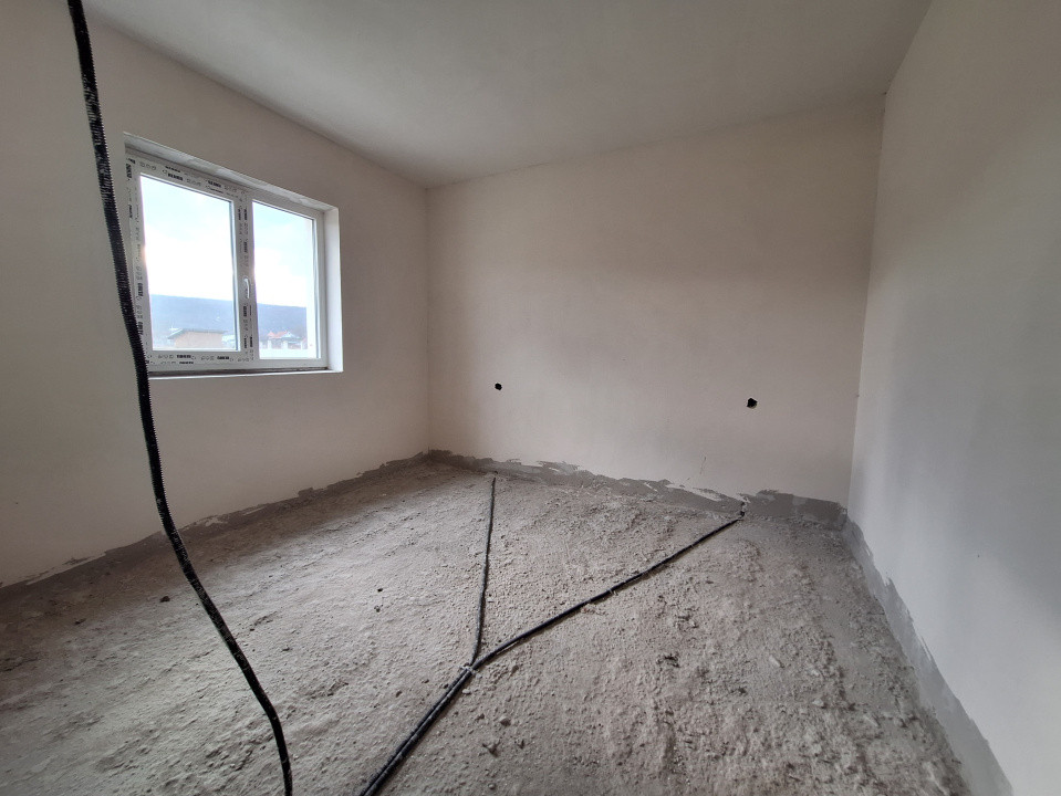 Casa individuala, 5 camere, teren 500 mp, zona centrala Gilau