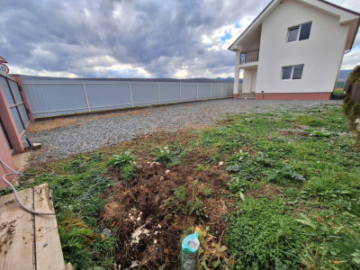 Casa individuala, 5 camere, teren 500 mp, zona centrala Gilau