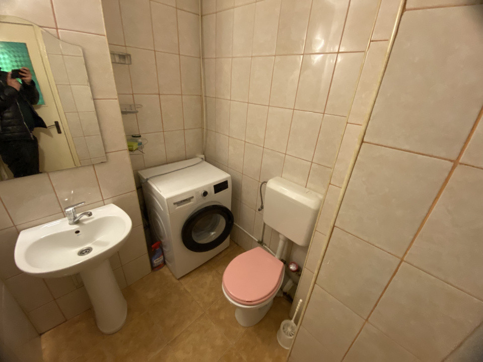 Apartament 4 camere, etaj intermediar, zona Kaufland Manastur 