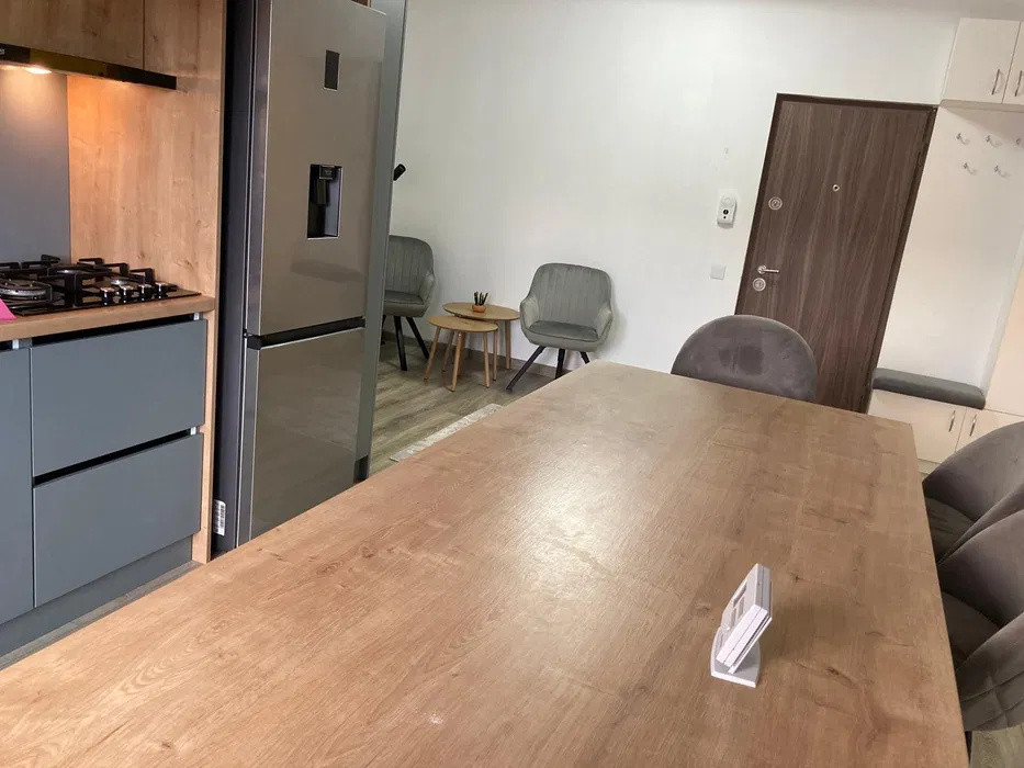 Apartament cu 2 camere, 52 mp, parcare, zona Ametyst