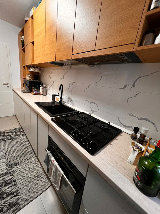 Apartament 56 mp utili ,2 balcoane,parcare,zona Lidl,et2 cu lift