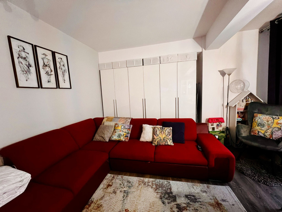 Apartament 56 mp utili ,2 balcoane,parcare,zona Lidl,et2 cu lift