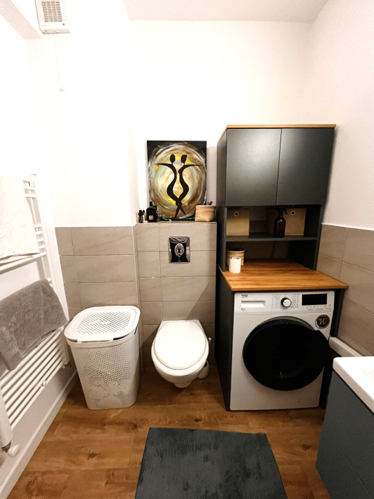 Apartament 56 mp utili ,2 balcoane,parcare,zona Lidl,et2 cu lift