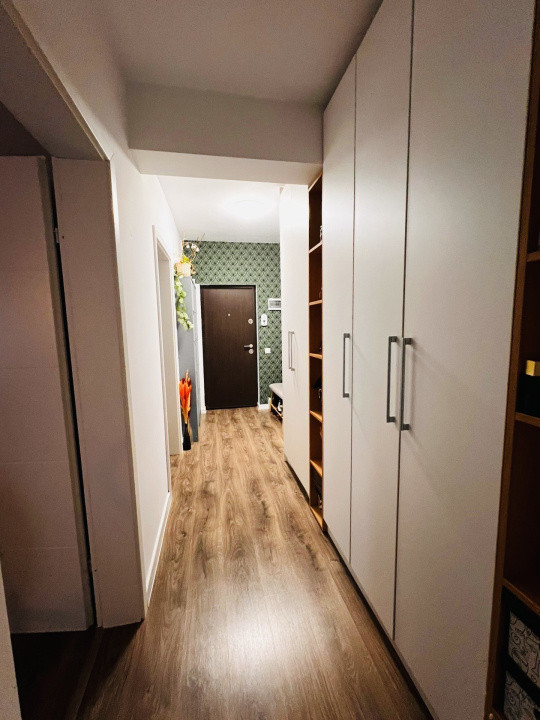Apartament 56 mp utili ,2 balcoane,parcare,zona Lidl,et2 cu lift