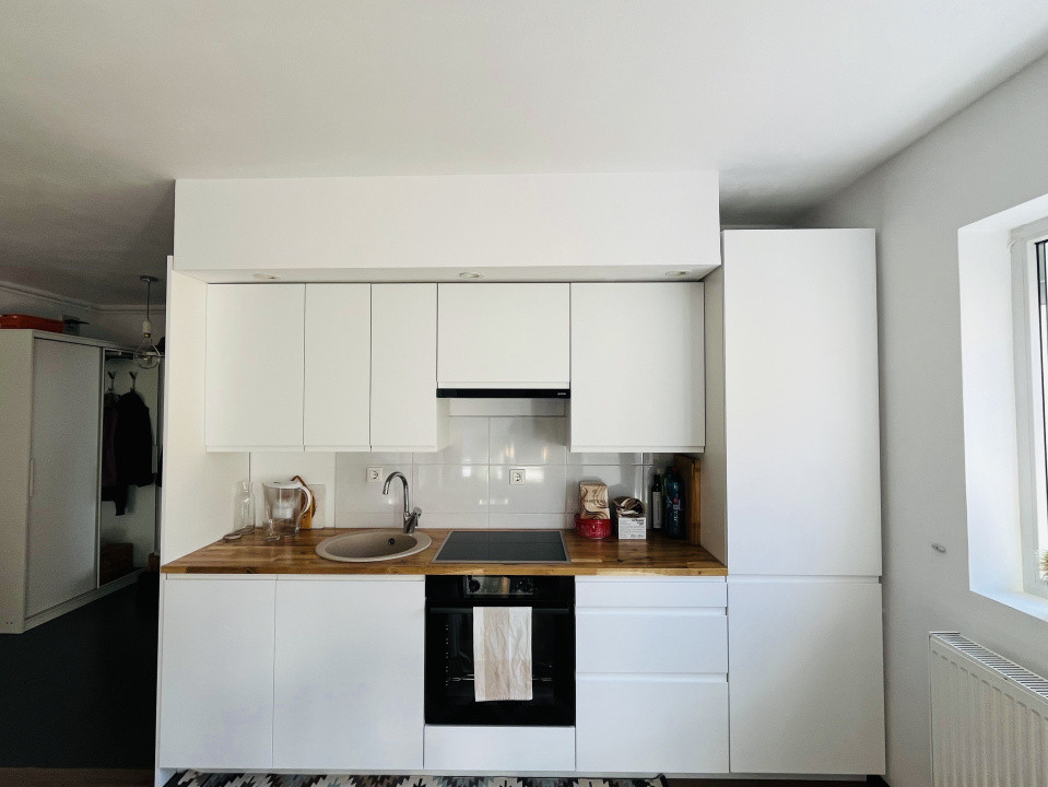 Apartamente 3 camere ,64 mp utili ,balcon ,zona Eroilor,et intermediar