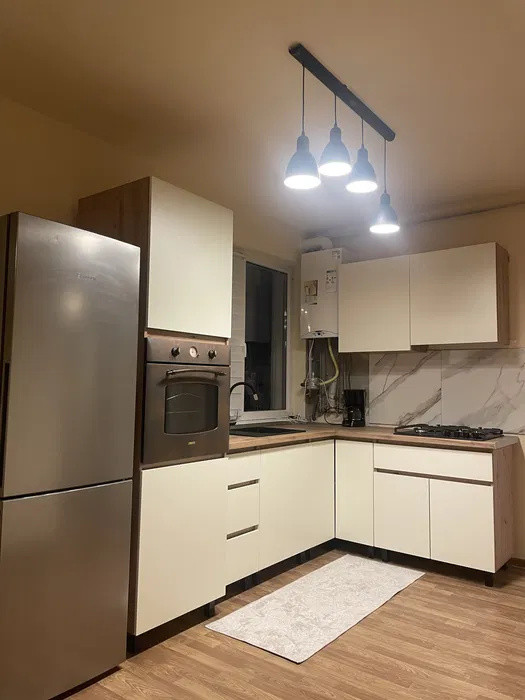 Apartament cu 2 dormitoare, 43 mp, zona Eroilor