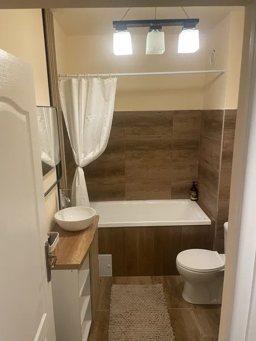 Apartament cu 2 dormitoare, 43 mp, zona Eroilor