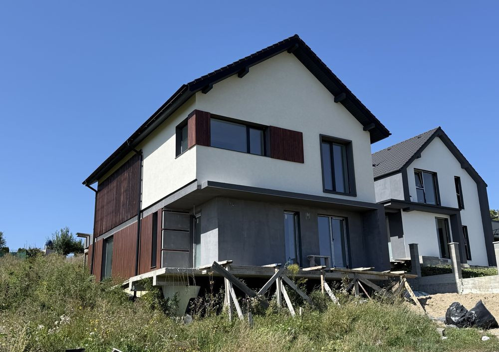 Casa Individuala in Chinteni 700mp teren zona str Crangului 