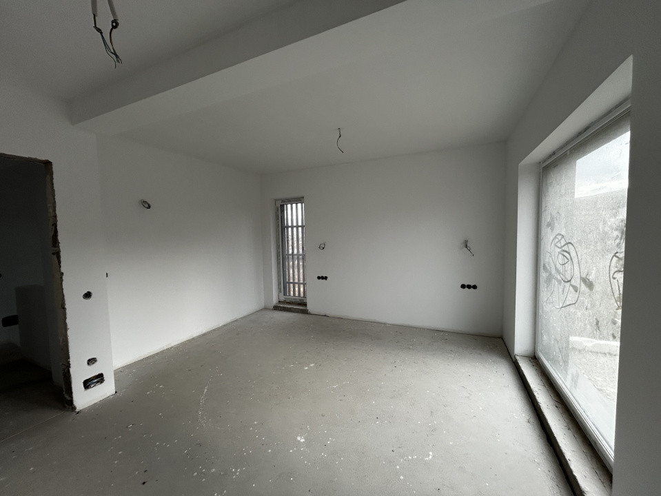 Casa Individuala in Chinteni 700mp teren zona str Crangului 