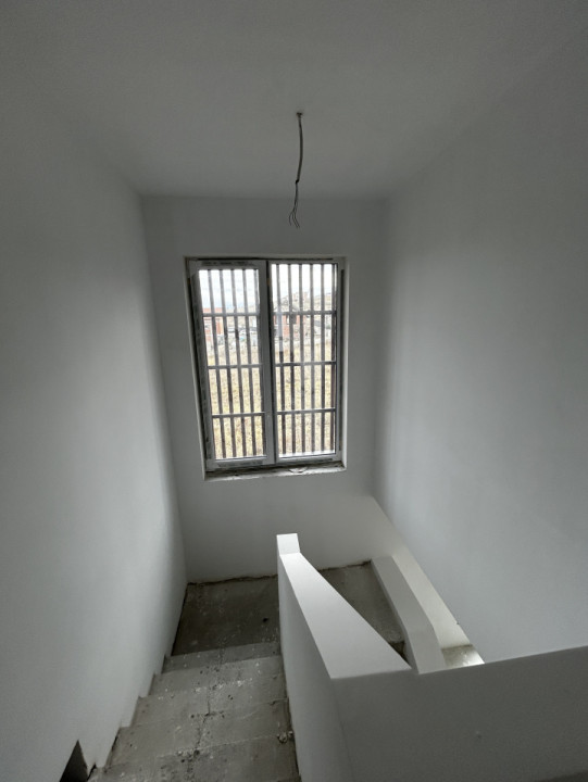 Casa Individuala in Chinteni 700mp teren zona str Crangului 